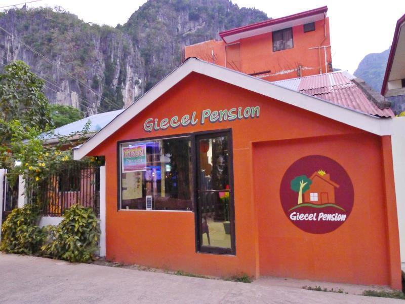אל נידו Giecel Pension מראה חיצוני תמונה